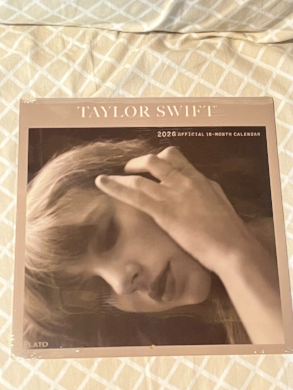 Taylor Swift Official 2026 16 Month Calendar (new in original sealed packaging)